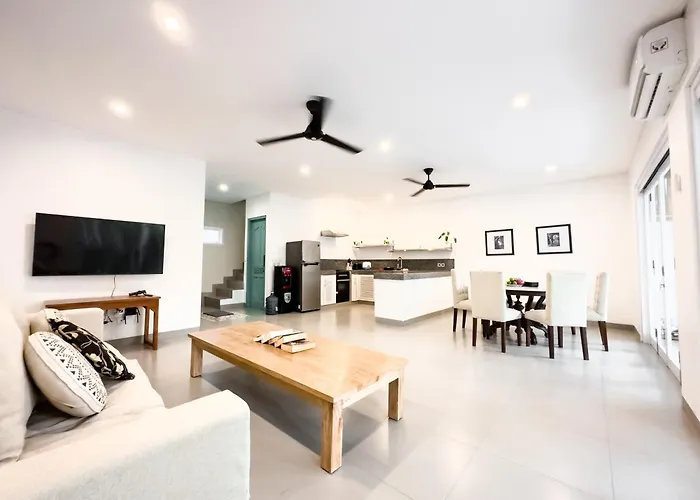 Ferienhaus Beautiful 2 Bedroom With Pool In Canggu