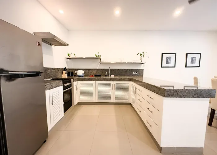 Ferienhaus Beautiful 2 Bedroom With Pool In Canggu